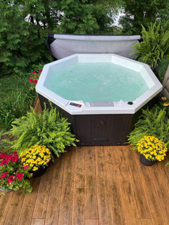 Canadian Spa Co. Muskoka 5-Person 14-Jet Portable Hot Tub KH-10096